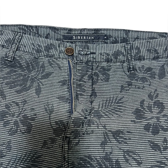 Siberian Men’s Floral Print Casual Shorts Gray Striped Size 46 - Picture 7 of 7